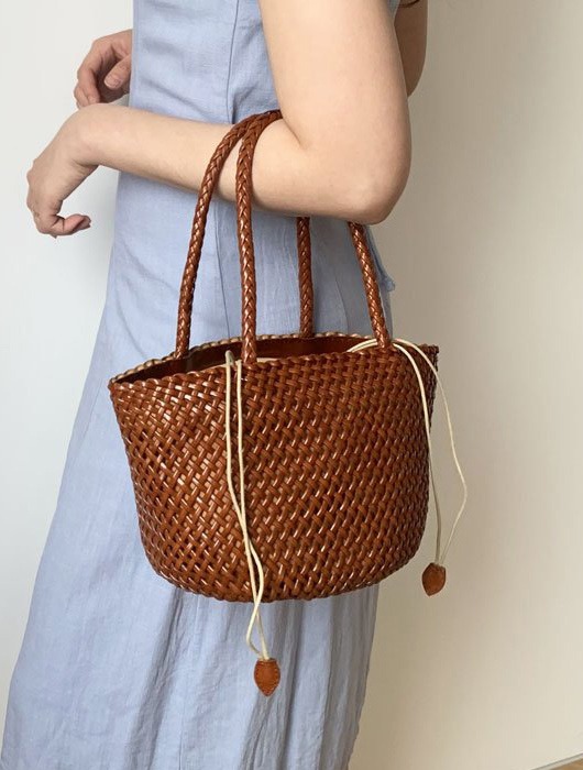 드래곤 코지 소가죽 숄더백